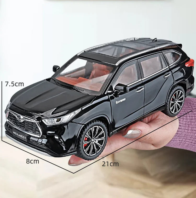 1:24 Toyota Highlander SUV Diecast Alloy Model Car – Sound & Light Collectible Toy