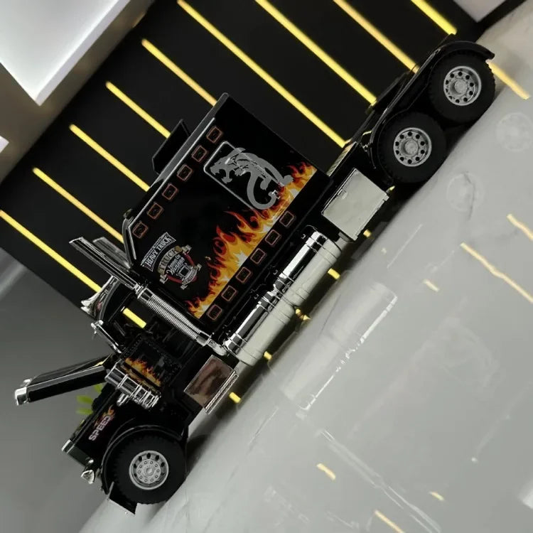 Peterbilt Heavy Truck 389 Model Truck 1:24 Scale Diecast