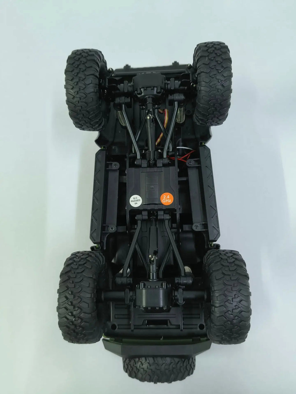 HB-R1609 1:16 Land Rover Defender RC Crawler 4WD – 2.4GHz, 30 min Run Time, LED