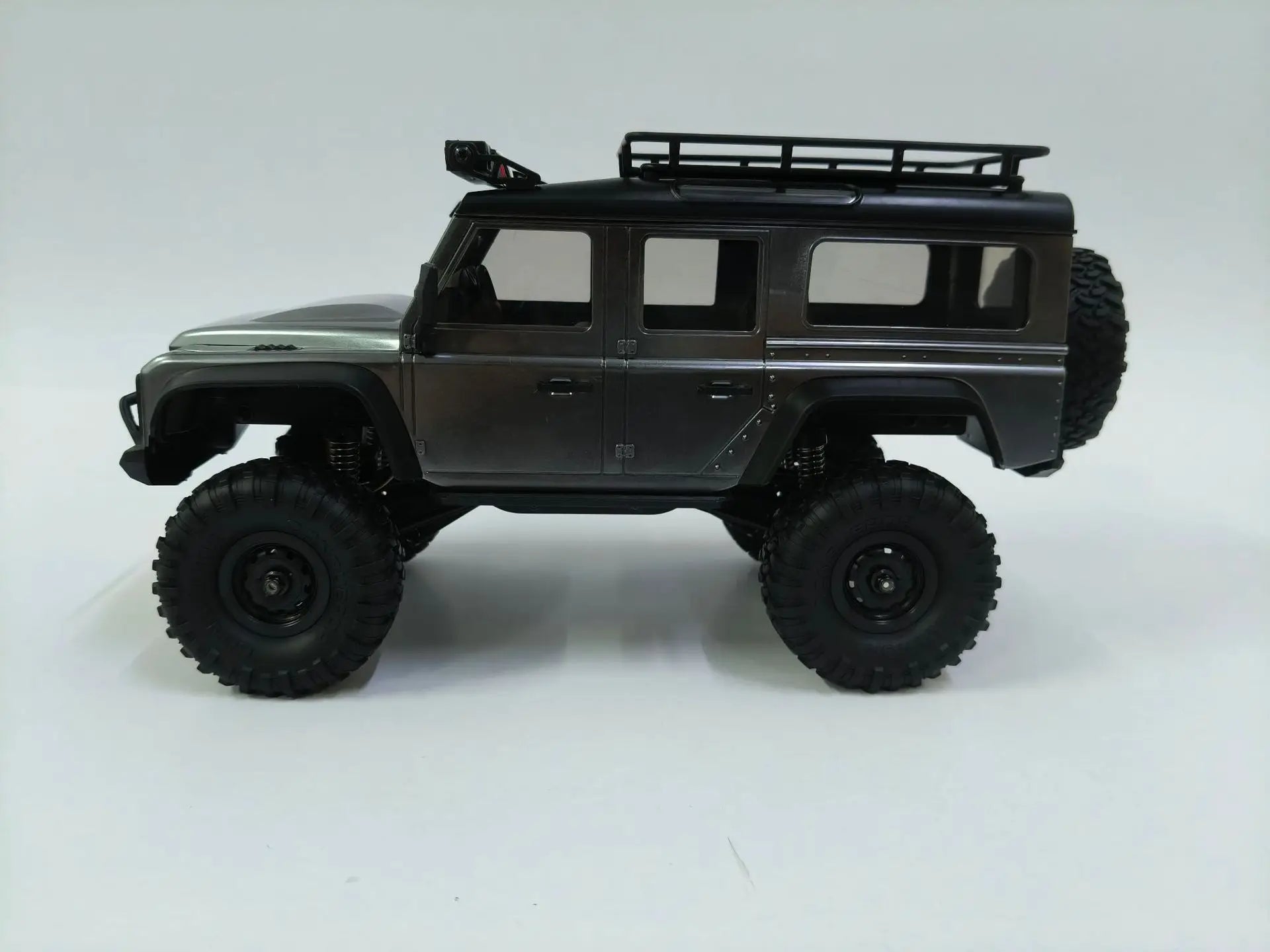 HB-R1609 1:16 Land Rover Defender RC Crawler 4WD – 2.4GHz, 30 min Run Time, LED