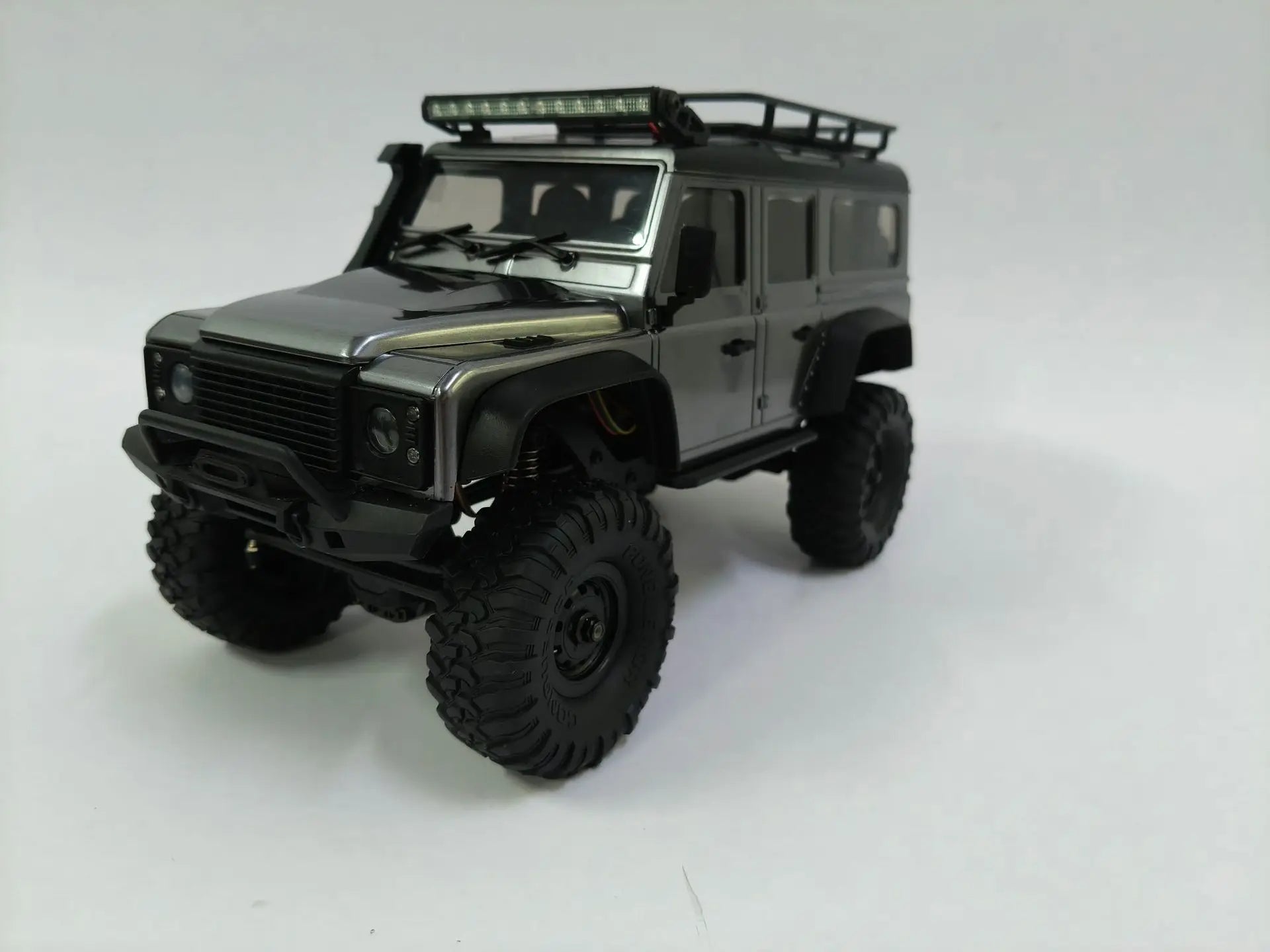HB-R1609 1:16 Land Rover Defender RC Crawler 4WD – 2.4GHz, 30 min Run Time, LED