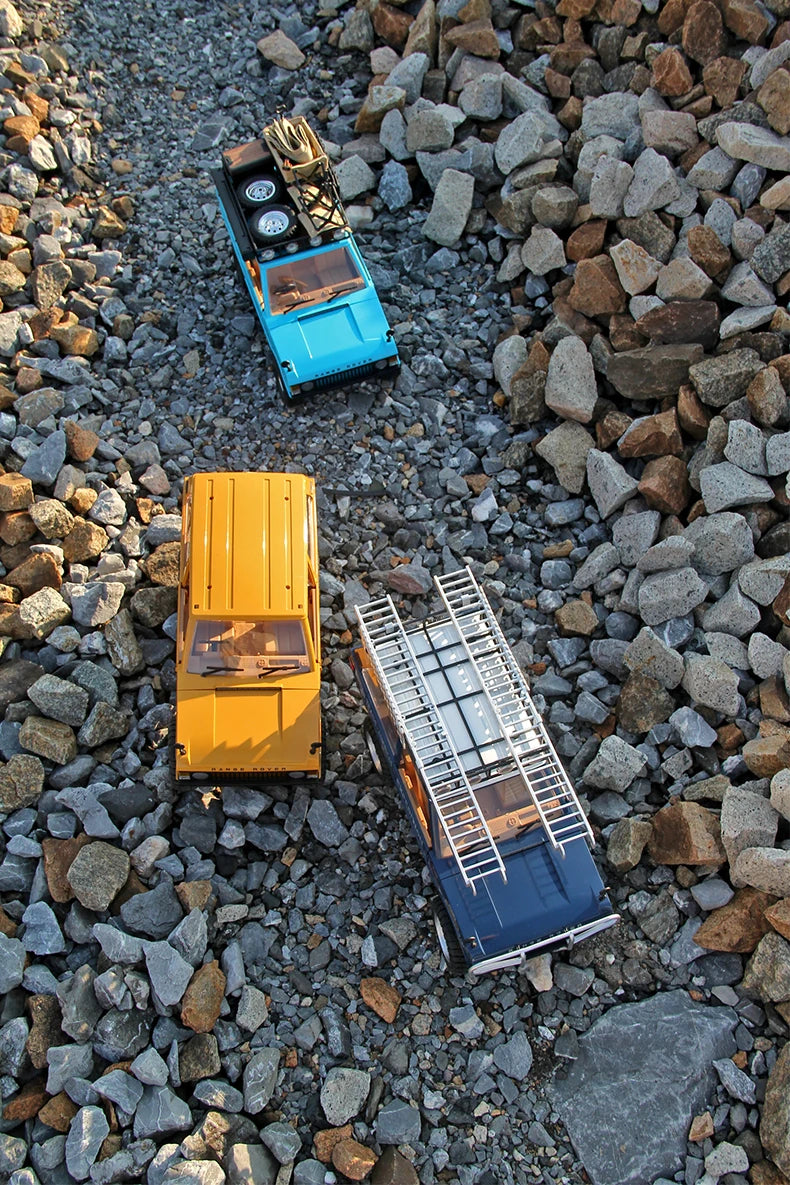 Land Rover Defender MN168 RC Car Crawler – 1:12 Scale 2.4G 4WD Off-Road Truck