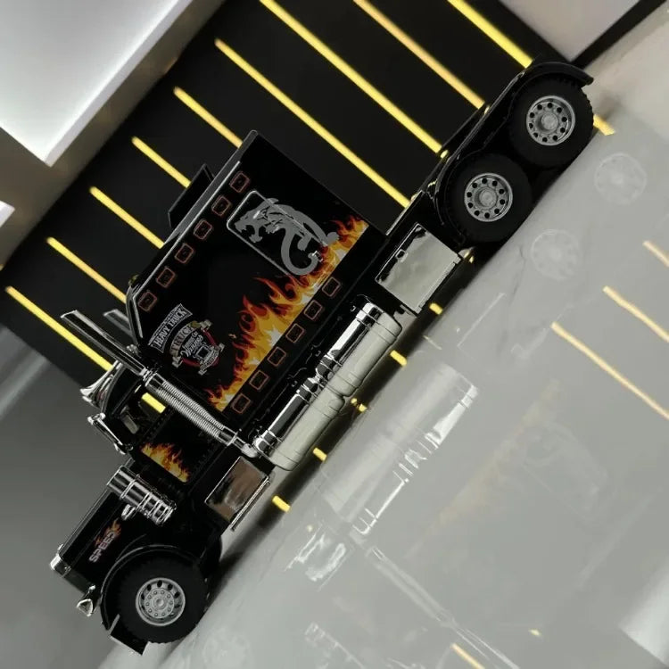Peterbilt Heavy Truck 389 Model Truck 1:24 Scale Diecast