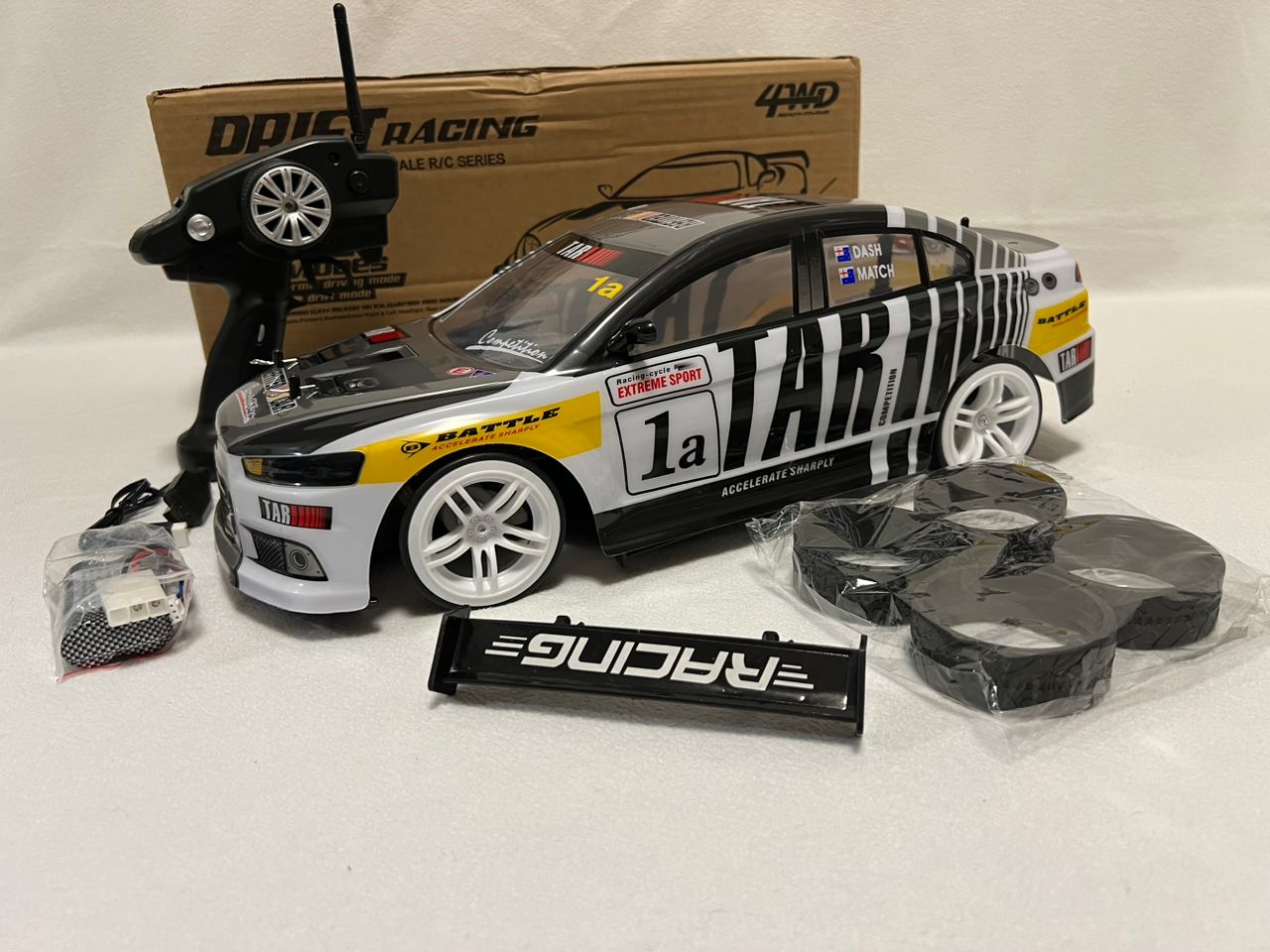 1:10 Scale Brushed RC Drift Car – High-Speed 70km/h Remote Control Racing Car