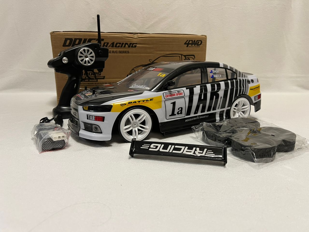 1:10 Scale Brushed RC Drift Car – High-Speed 70km/h Remote Control Racing Car