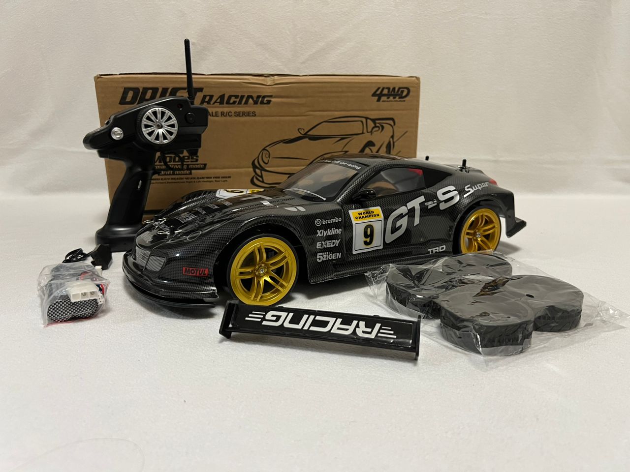 1:10 Scale Brushed RC Drift Car – High-Speed 70km/h Remote Control Racing Car