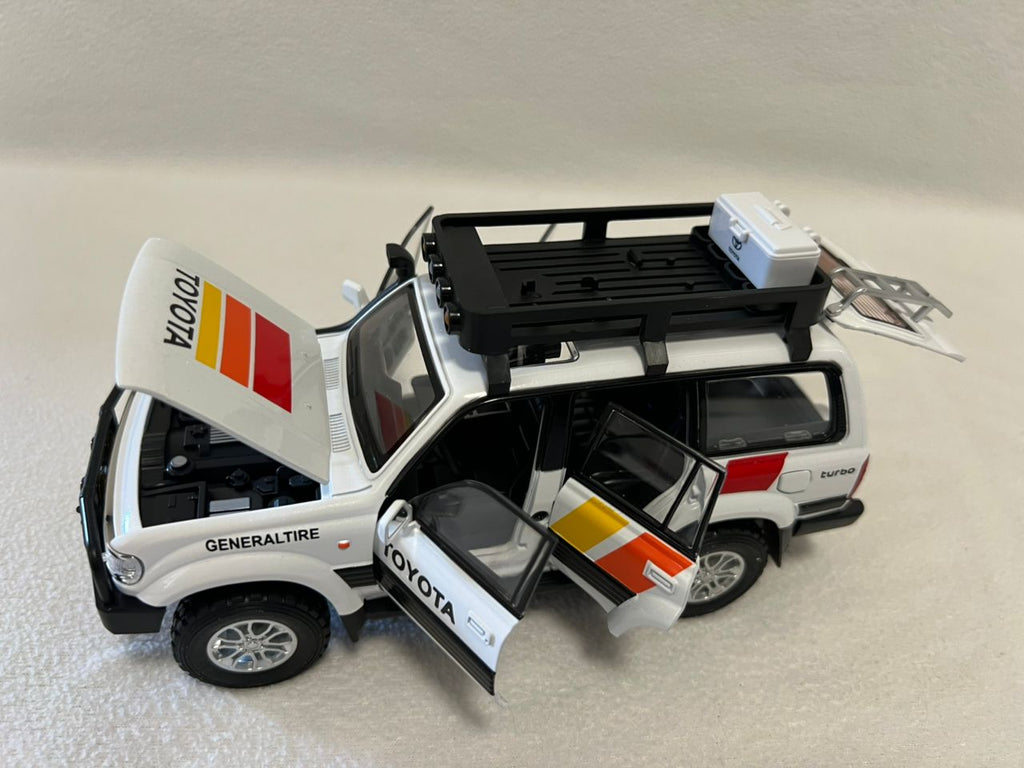 Toyota Land Cruiser LC80 1:24 Scale Car Model