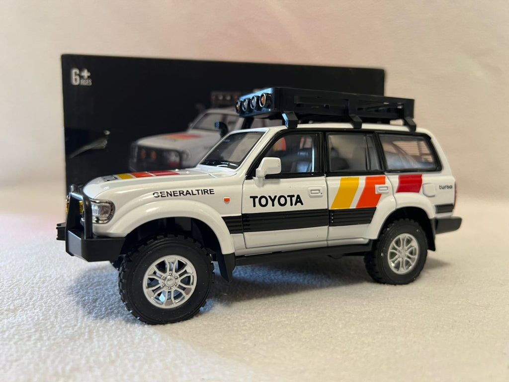 Toyota Land Cruiser LC80 1:24 Scale Car Model