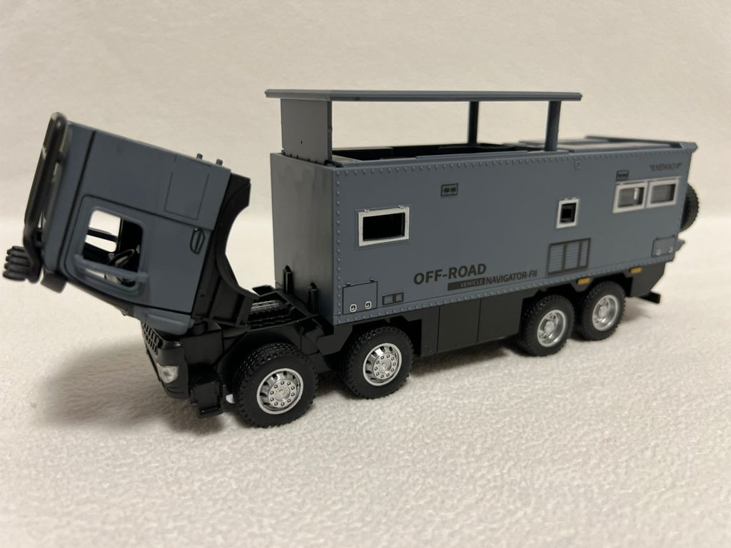 NOMADISMs Arocs Unimog Alloy Motorhome Diecast Model