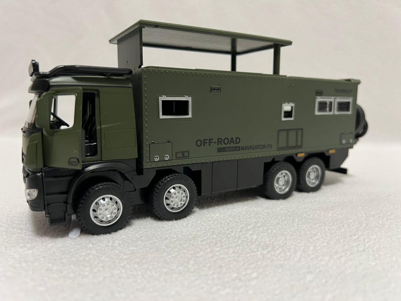 NOMADISMs Arocs Unimog Alloy Motorhome Diecast Model