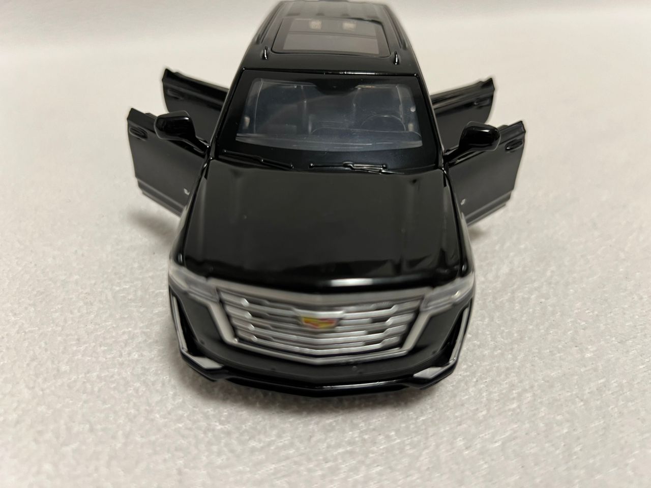 Cadillac Escalade SUV 1:32 Model Car