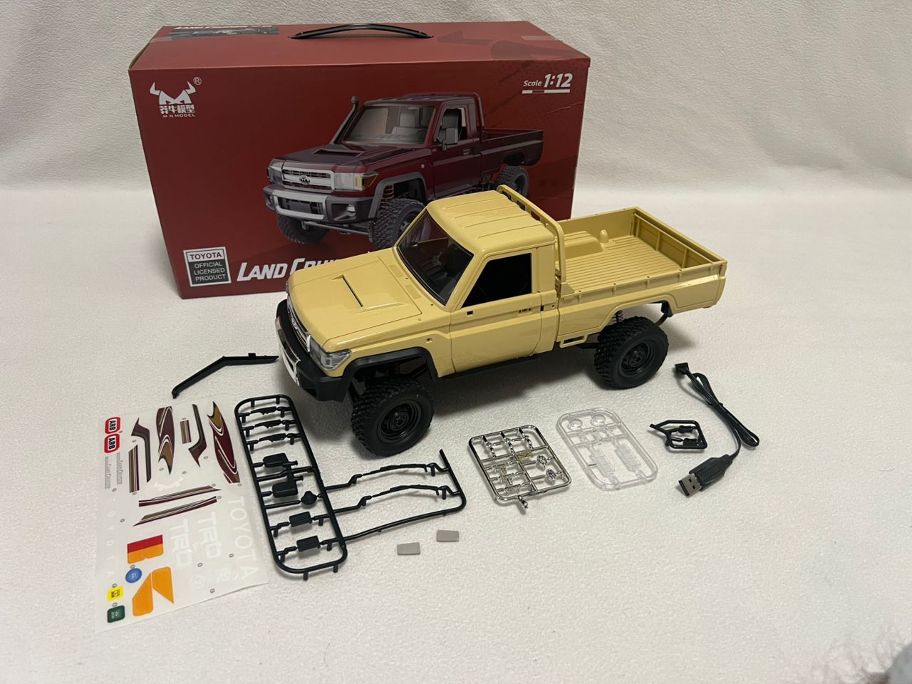 Toyota Land Cruiser MN82 RC Car Crawler – 1:12 Scale 2.4G 4WD Off-Road Truck