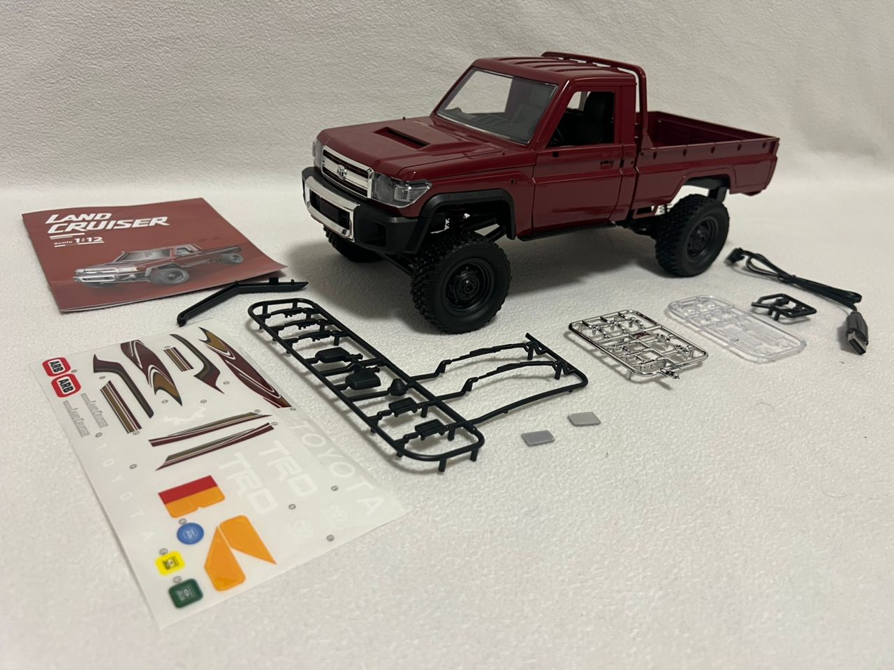 Toyota Land Cruiser MN82 RC Car Crawler – 1:12 Scale 2.4G 4WD Off-Road Truck