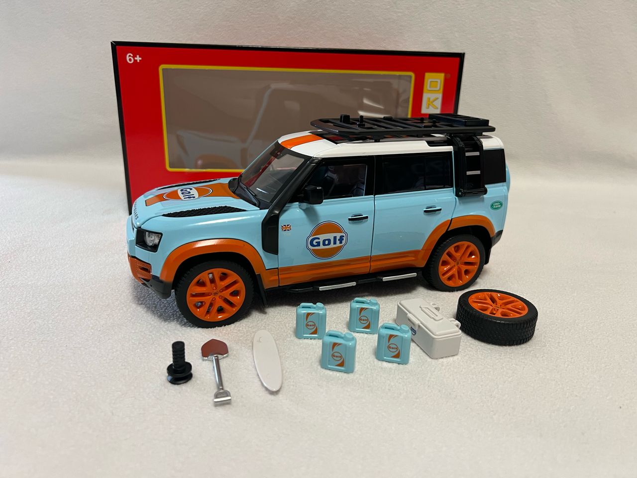 1:18 Land Rover Defender 110 Diecast Model Car – Alloy SUV with Sound & Light Collectible Toy Gift