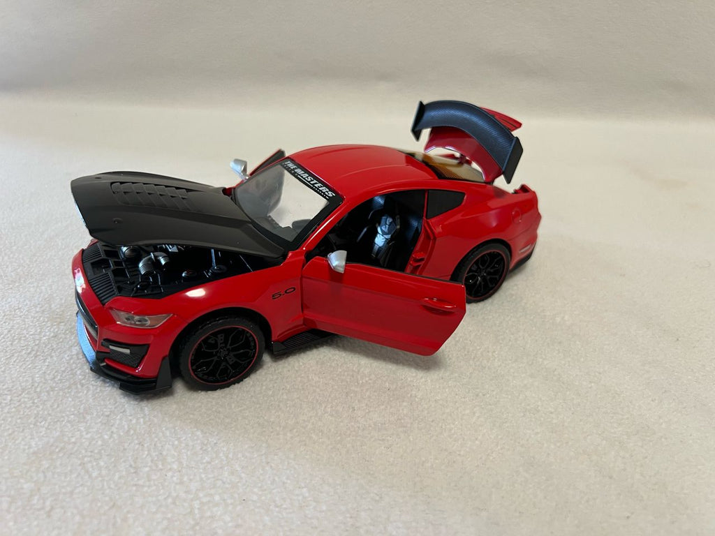 Ford Mustang Shelby GT500 Alloy Sports Car 1:24 Scale Diecast