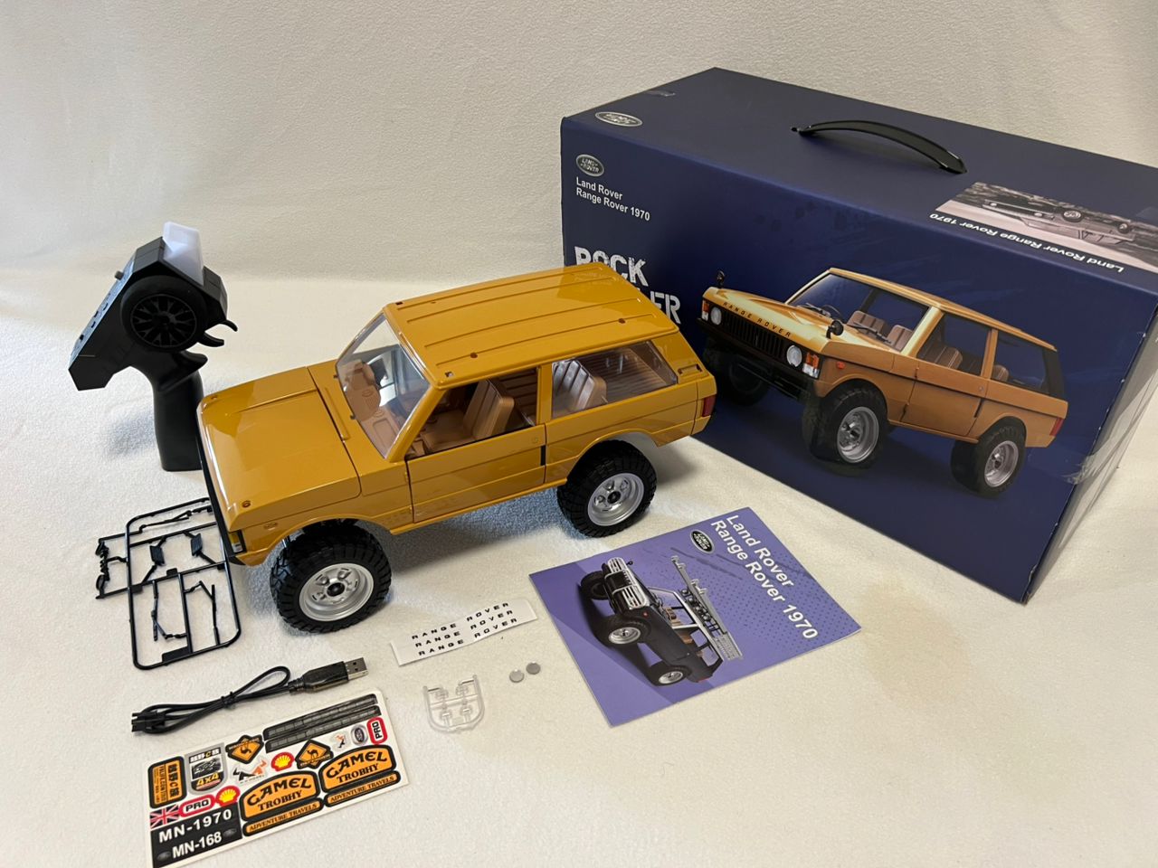 Land Rover Defender MN168 RC Car Crawler – 1:12 Scale 2.4G 4WD Off-Road Truck