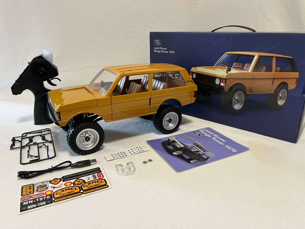 Land Rover Defender MN168 RC Car Crawler – 1:12 Scale 2.4G 4WD Off-Road Truck