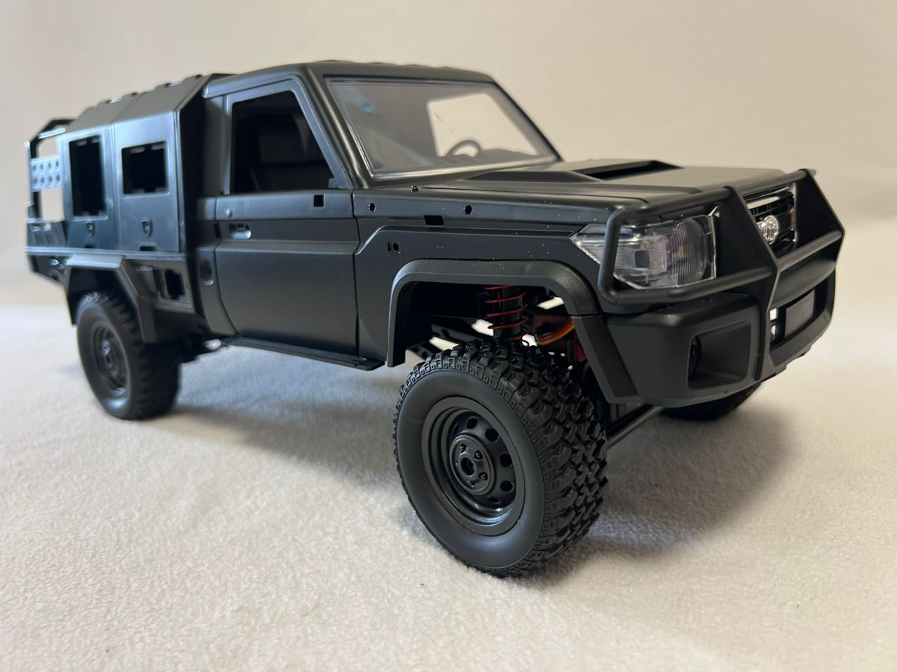Toyota Land Cruiser MN82S RC Car Crawler – 1:12 Scale 2.4G 4WD Off-Road Truck