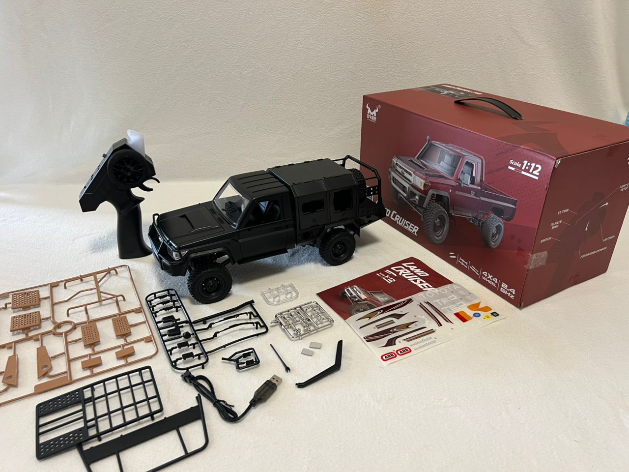 Toyota Land Cruiser MN82S RC Car Crawler – 1:12 Scale 2.4G 4WD Off-Road Truck