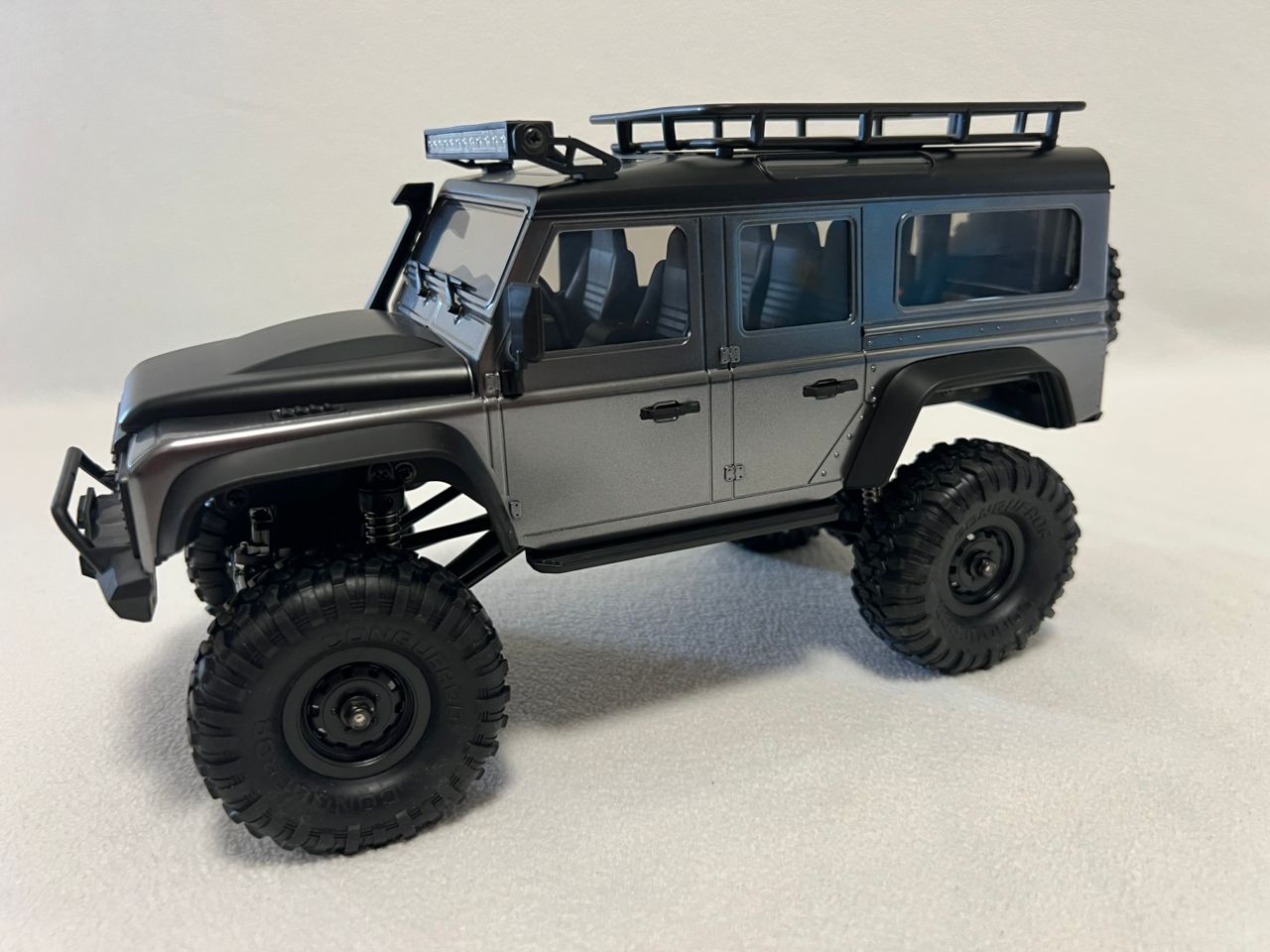 HB-R1609 1:16 Land Rover Defender RC Crawler 4WD – 2.4GHz, 30 min Run Time, LED