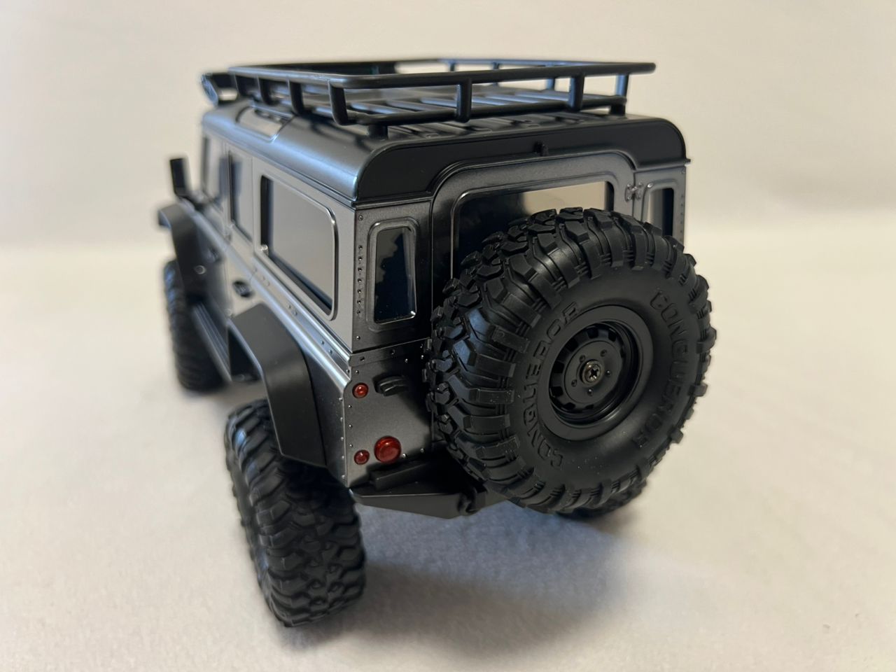 HB-R1609 1:16 Land Rover Defender RC Crawler 4WD – 2.4GHz, 30 min Run Time, LED