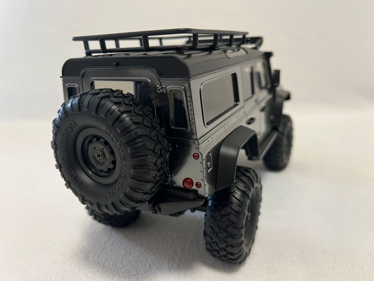HB-R1609 1:16 Land Rover Defender RC Crawler 4WD – 2.4GHz, 30 min Run Time, LED