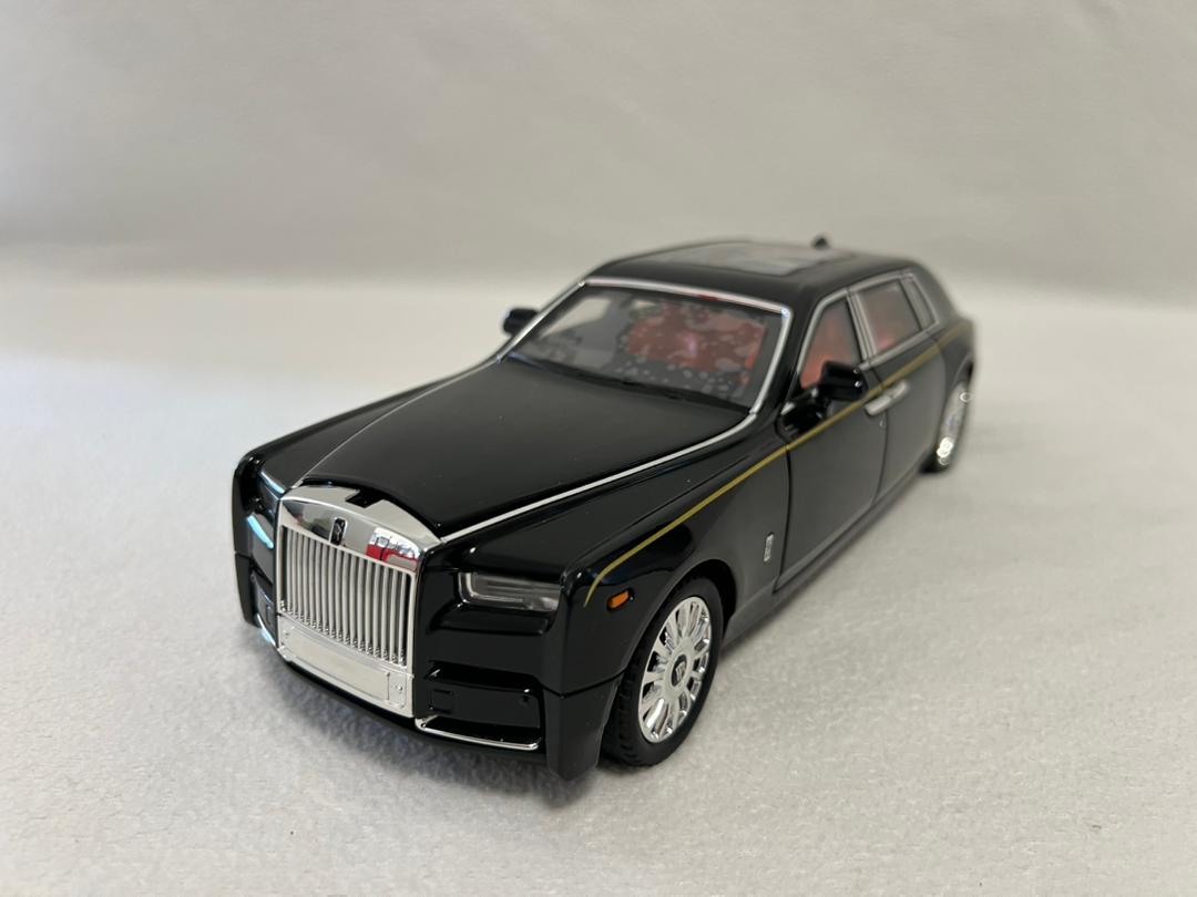1:18 Rolls-Royce Phantom Diecast Model Car – Luxury Alloy Collectible Toy & Kids Gift