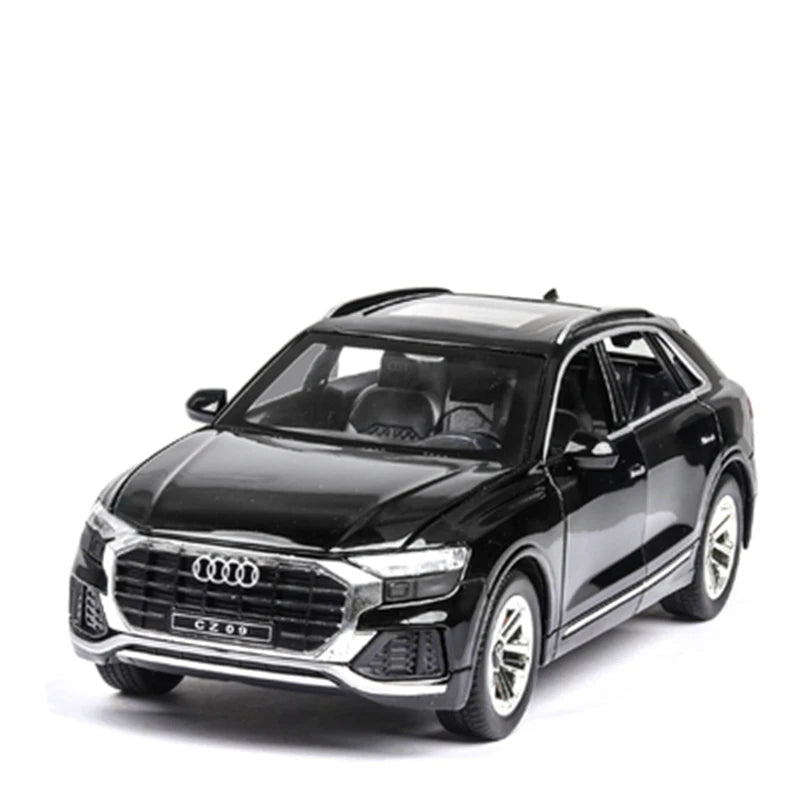 AUDI Q8 SUV Alloy Car Model Diecasts