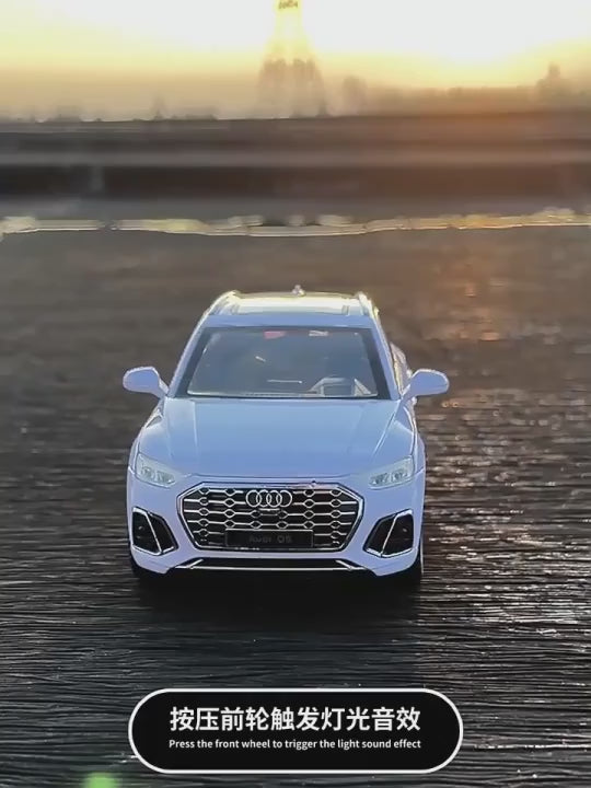 AUDI Q5 SUV Alloy Car Model Diecast
