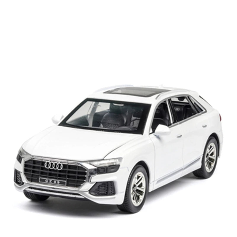 AUDI Q8 SUV Alloy Car Model Diecasts